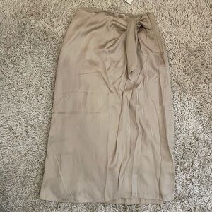 Club Monaco Beige Slip Skirt NWT